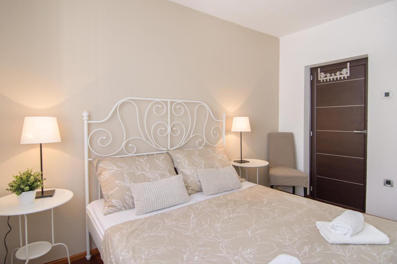 Apartment Stefi Пореч Екстер'єр фото