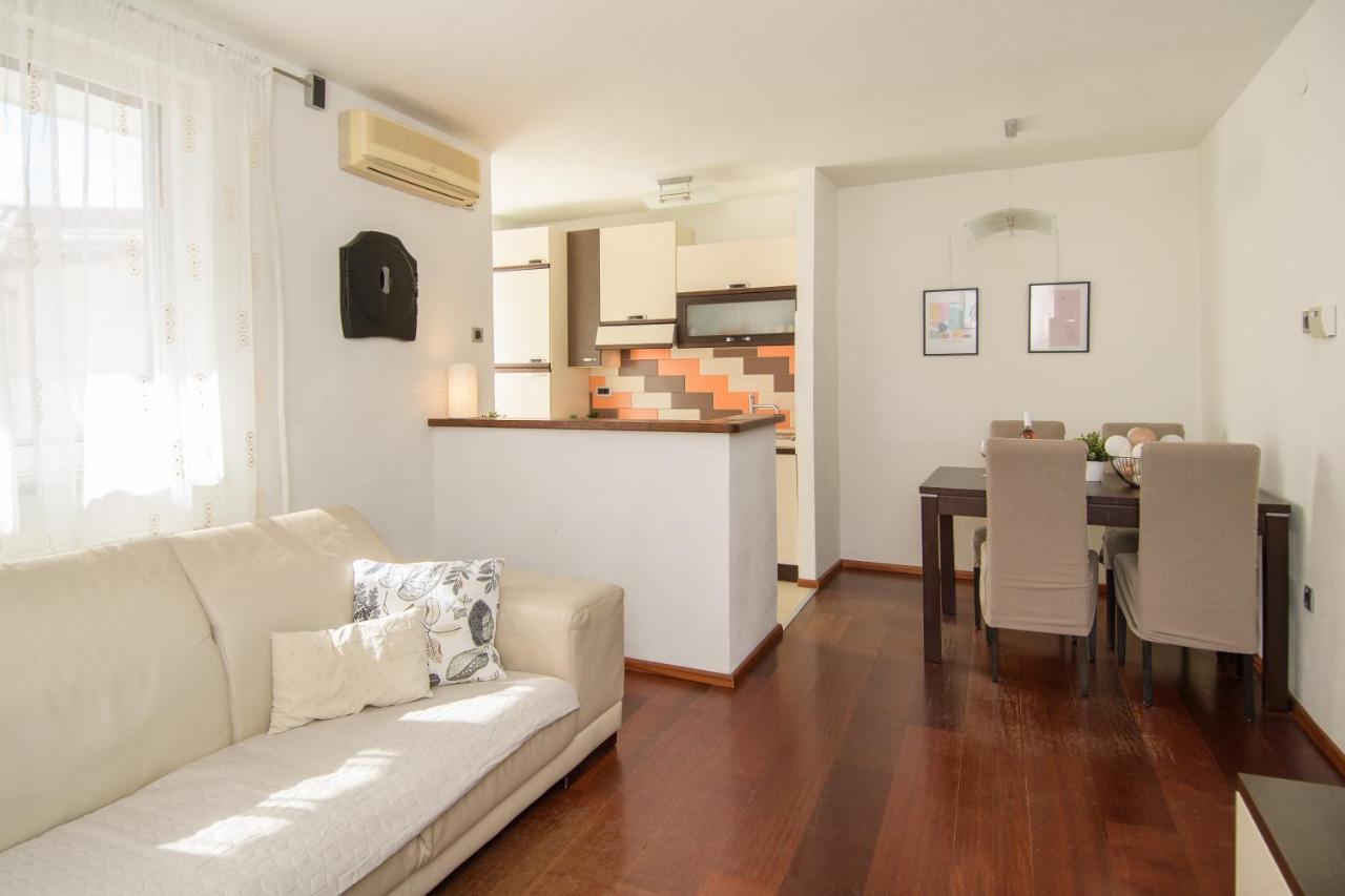Apartment Stefi Пореч Екстер'єр фото